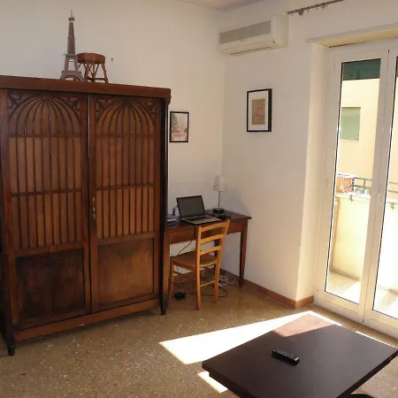 Casa Lorenzo Magnifico Апартаменты Рим